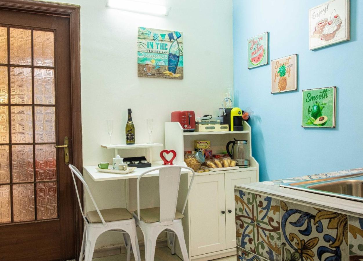 Little House Camilla Apartment Naples Exterior photo